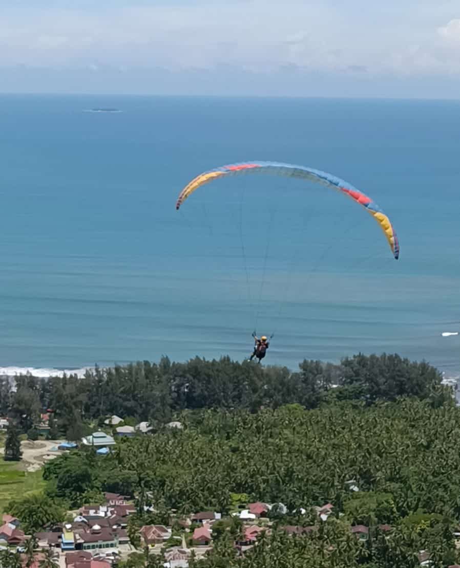 Berolahraga dipuncak