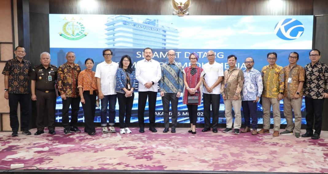 Media Massa Strategis