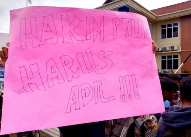Aksi Demo AMBARA Tuntut