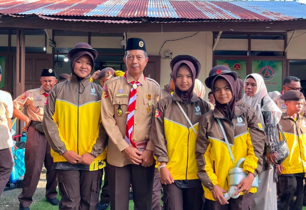 Tiga Murid