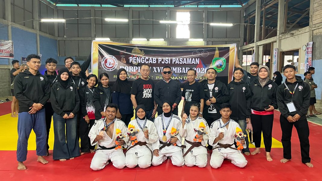 raih 67 medali